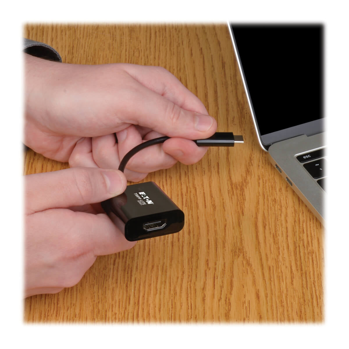 Tripp Lite U444-06N-HDB-AM USB-C zu HDMI Adapter – 4K (3840 × 2160), 0,15 m, HDMI 1.4, DP Alt Mode – Schwarz
