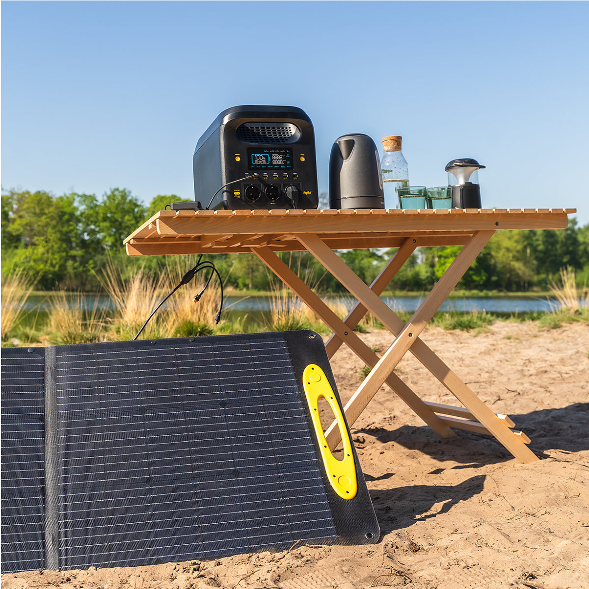 Aqiila Powerbird S1800 – Powerstation, 1'229 Wh, 3'000 W AC, LiFePO4, 3× Schuko (Typ F), Räder, LCD