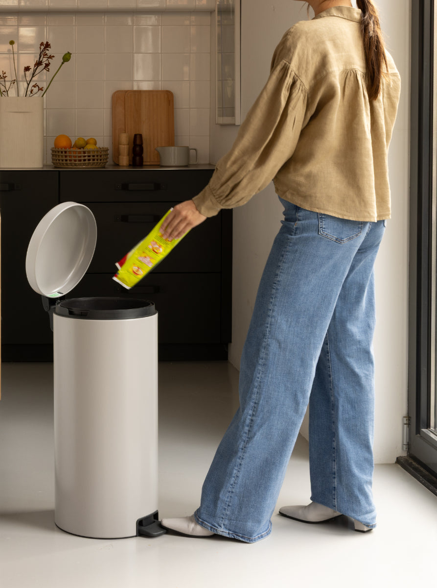 Brabantia NewIcon Treteimer – 30 l – Edelstahl, rund – Soft-Close