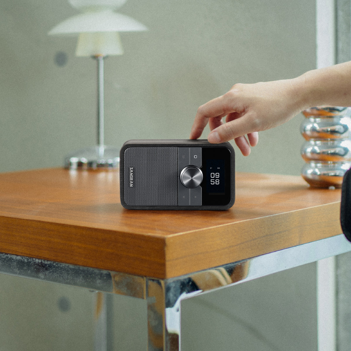Sangean DDR-8 – DAB+/UKW-Tischradio, Bluetooth – Eiche