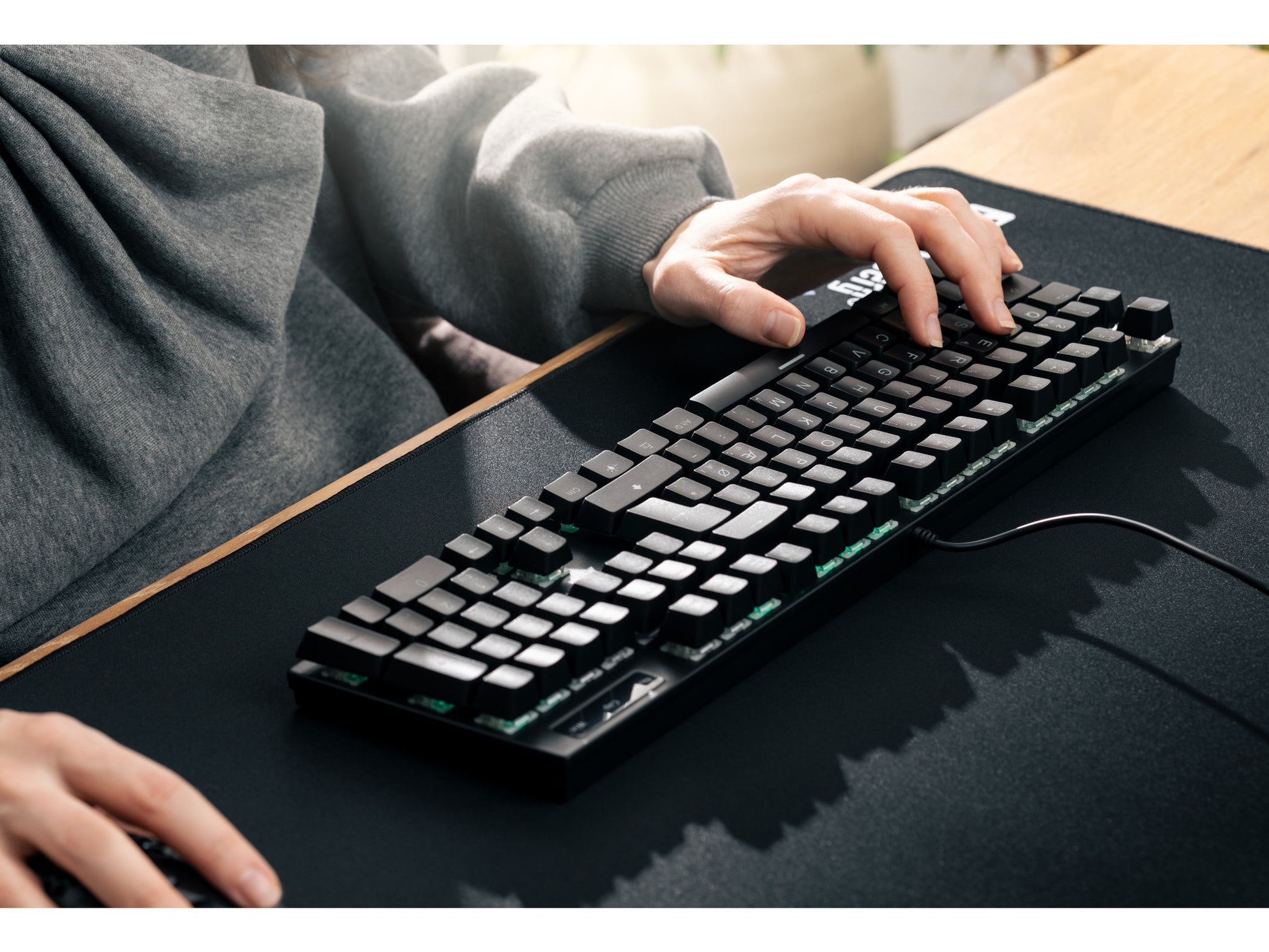 Sandberg Gaming-Tastatur – mechanisch, kabelgebunden – USB – QWERTY (Nordic) – RGB – Schwarz
