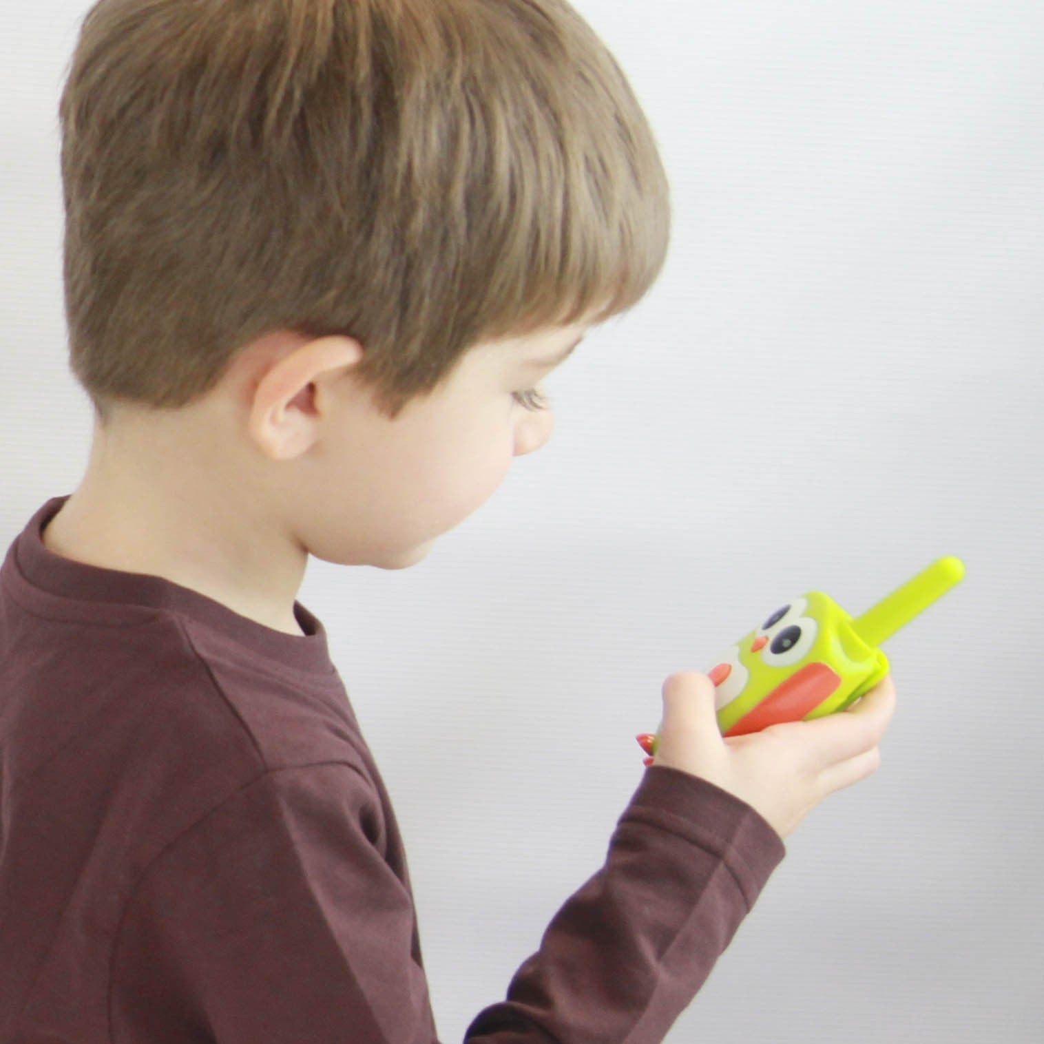 Buki Walkie-Talkie Junior – 2 km Reichweite – 2 Stück – ab 4 Jahren – Grün/Orange
