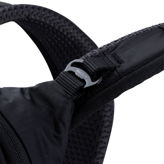 EVOC Sportrucksack Stage – 12 l, wasserabweisend, mit Regenabdeckung, Nylon – schwarz