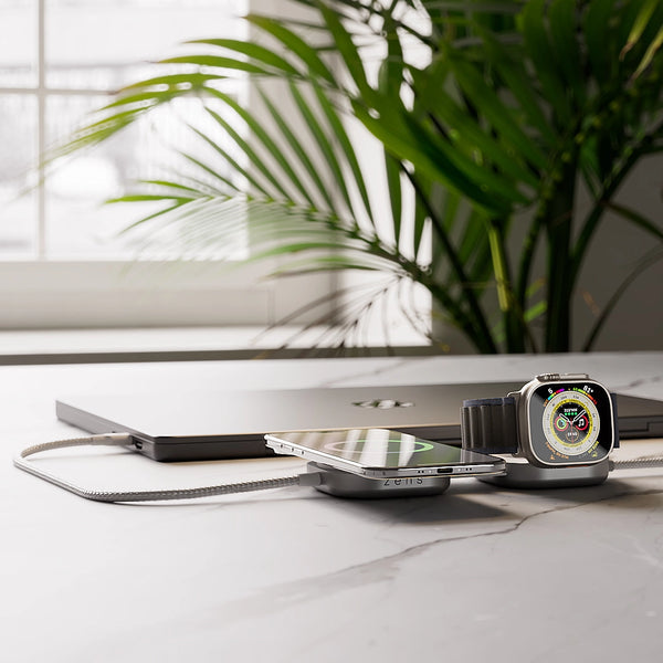 Zens Pro 3 Kabelloses Ladegerät 3in1 – Qi2, MFi, PD – USB‑C×2 – für Qi2-fähige Geräte – Weiss