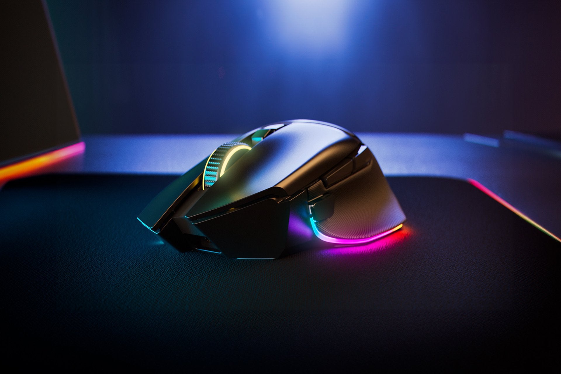 Razer Basilisk V3 Pro – Gaming-Maus – Kabellos (Bluetooth/2,4 GHz), 35000 DPI, RGB-Beleuchtung, rechts