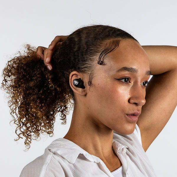 JLab JBuds ANC – True Wireless In-Ear Kopfhörer – Bluetooth, ANC, IP55 – Schwarz – für PC/Mac/Mobile – bis zu 42 Stunden