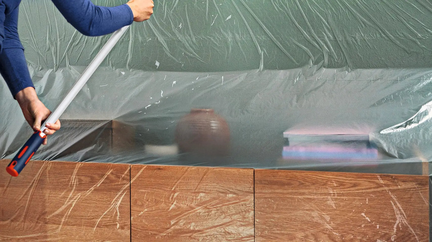 TESA Abdeckfolie mit Band Easy Cover Perfect+ Nachfüllpack, transparent – 1400 mm × 33,0 m