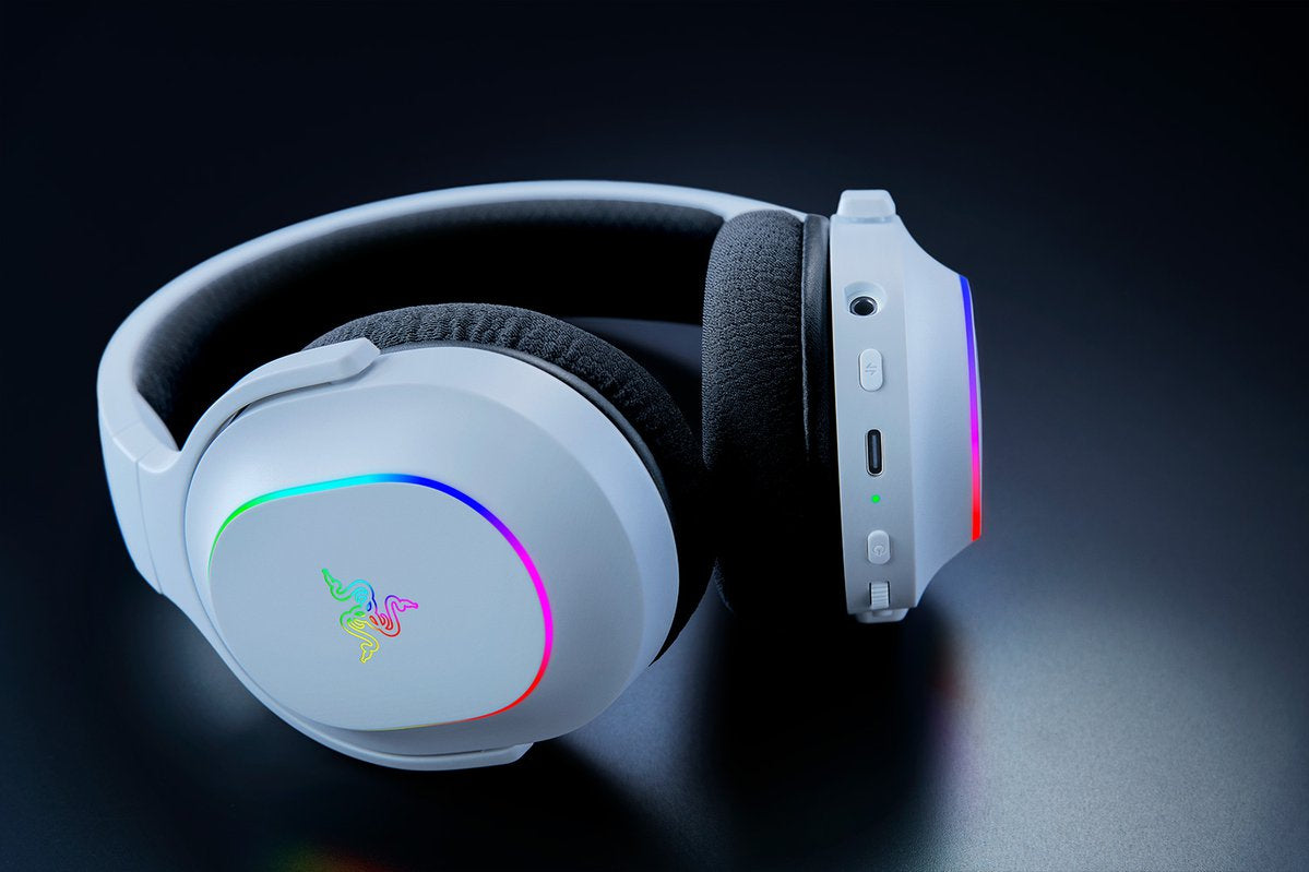 Razer Barracuda X Chroma – Gaming-Headset – Bluetooth, 2,4 GHz – Weiss – für Nintendo Switch – bis 70 h