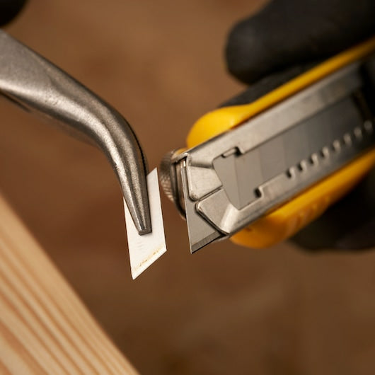 Stanley 18 mm Abbrechklingen – 5 Stk – mit Spender – für Cutter Interlock, Cutter 18 mm Autolock und andere