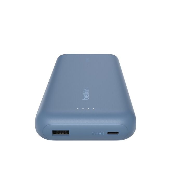 Belkin Powerbank 20000 mAh, PD 30 W, integriertes USB-C-Kabel, Blau
