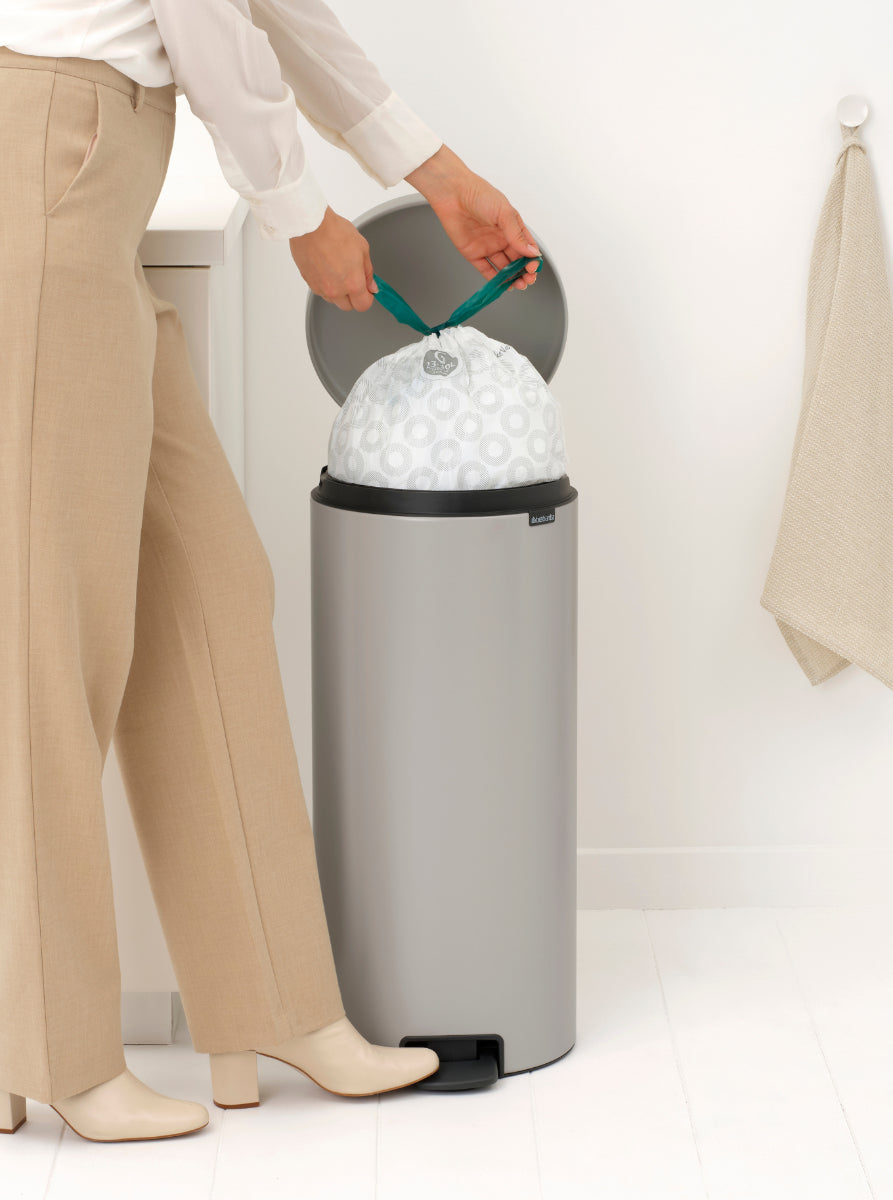 Brabantia NewIcon Treteimer – 30 l – Edelstahl, rund – Soft-Close