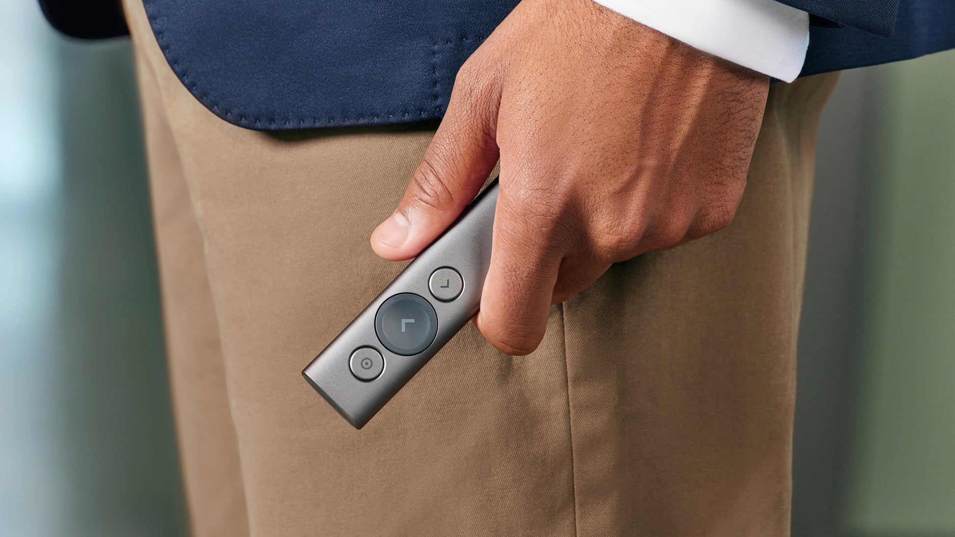 Logitech Spotlight Plus Fernbedienung – für Windows, Mac OS – Spotlight-Funktion, aufladbar