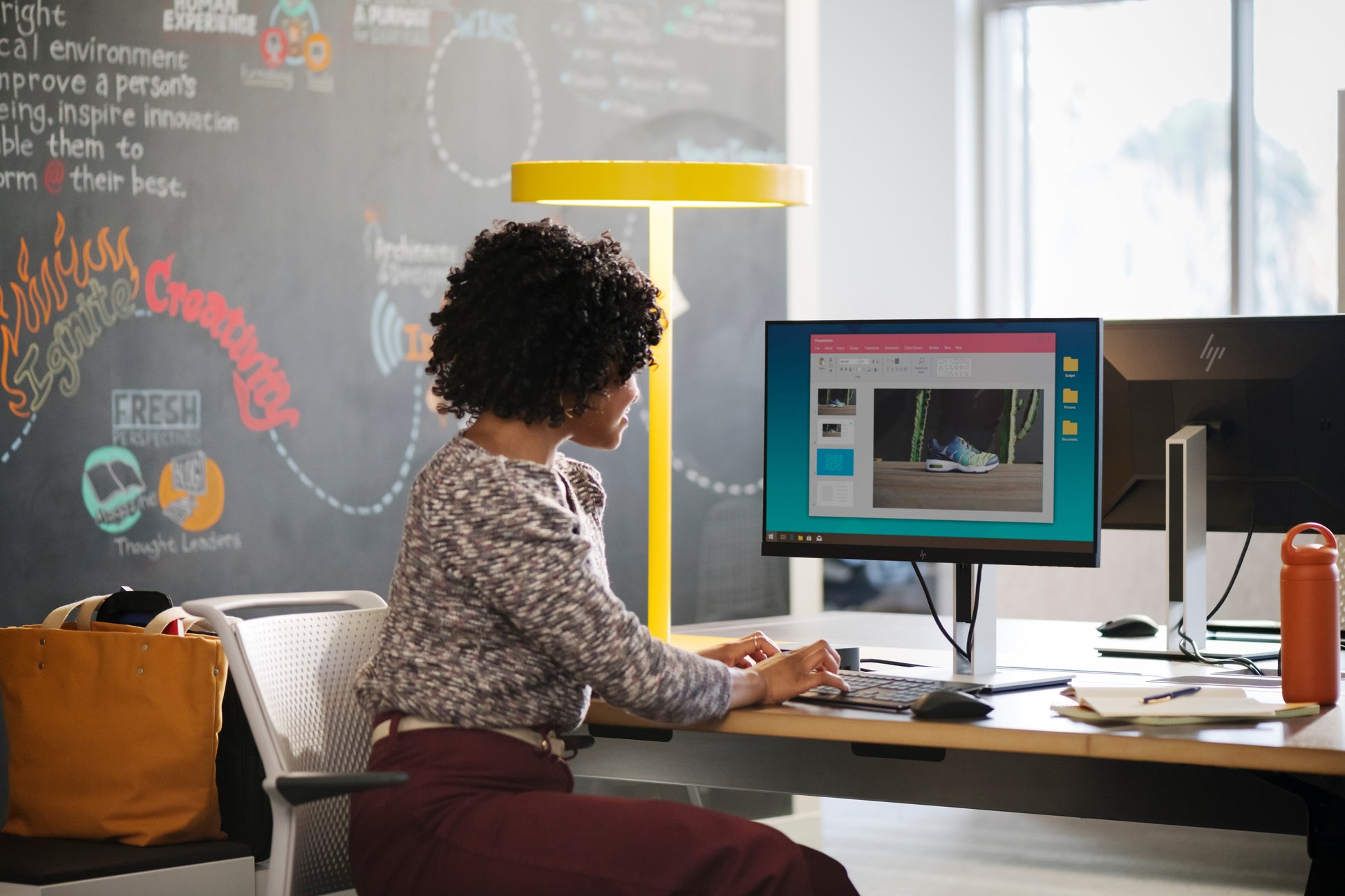 HP E24 G4 – Monitor, 23,8" 1920 × 1080 (Full HD), IPS, 60 Hz, 250 cd/m², VESA 100 × 100, Schwarz