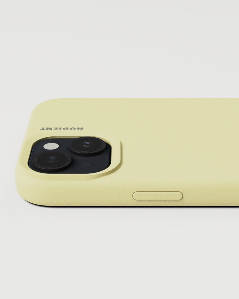 NUDIENT Base Case – Rückcover – für Apple iPhone 15 Plus – Silikon, Blassgelb