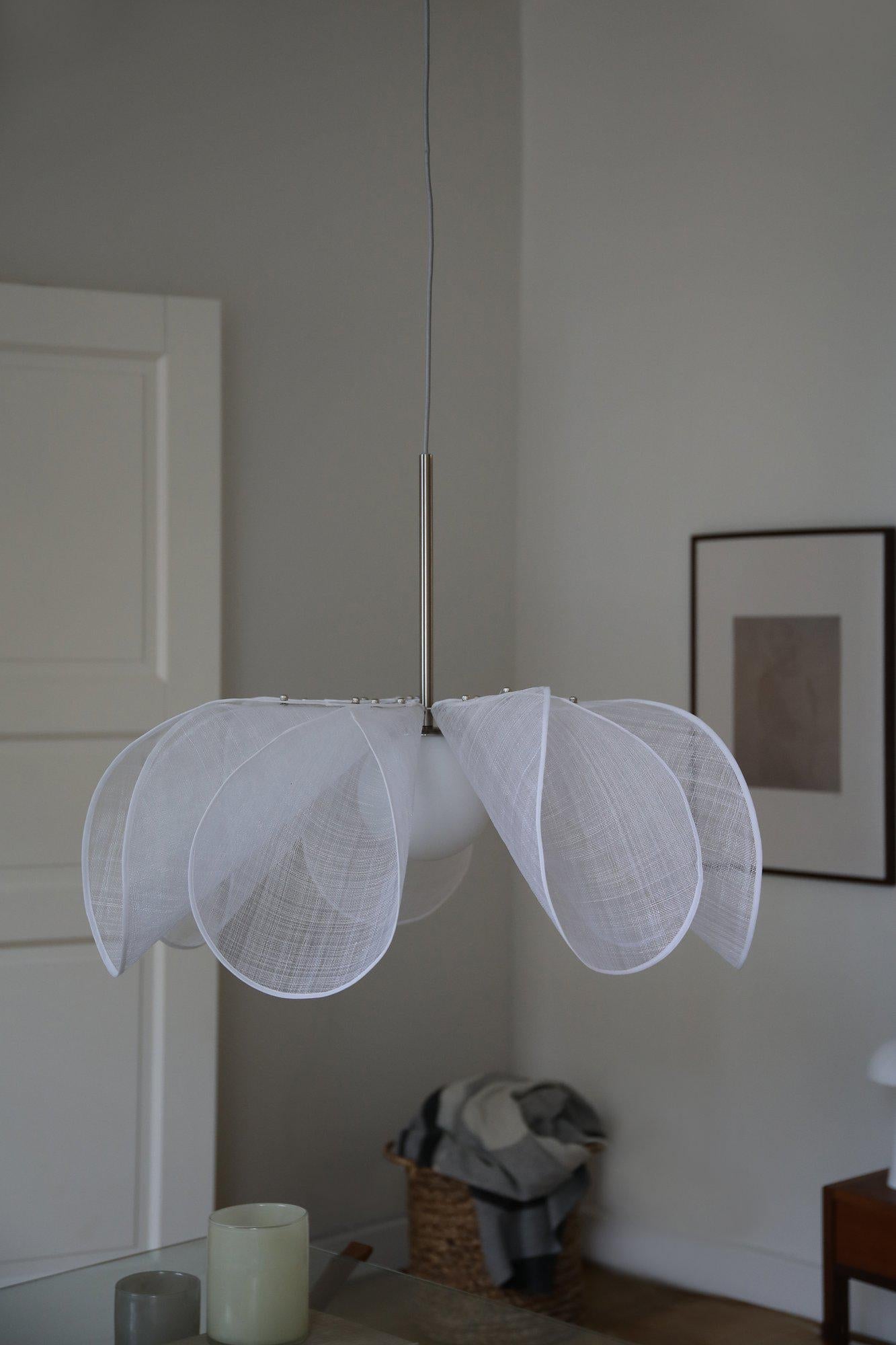 Markslöjd Pendelleuchte Styrka – 75,0 × 75,0 × 60,0 cm, 40 W, Neutralweiss, Nickel/Weiss, exkl. E27