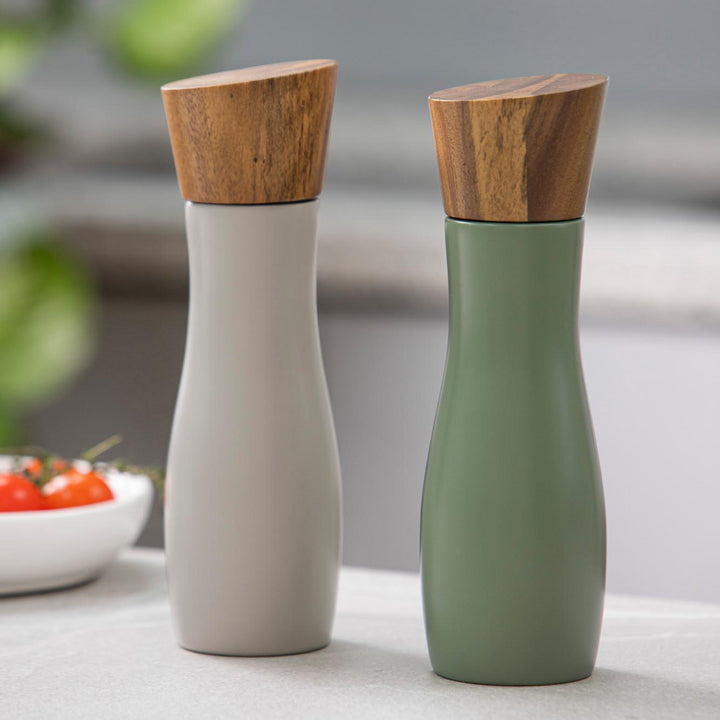 Ladelle Salz- und Pfeffermühle Ø 6 × 19,5 cm, Keramik/Akazienholz, Salbeigrün, 2-teilig