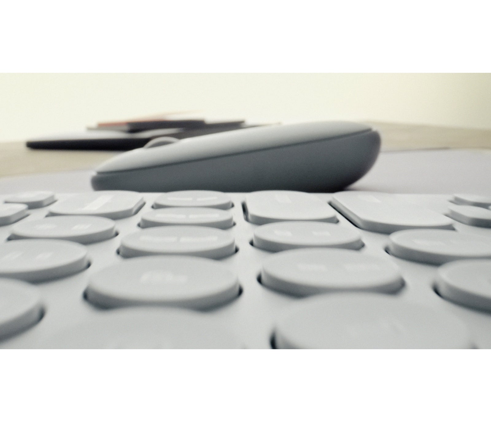 Logitech Pebble Mouse 2 M350S Maus – Weiss