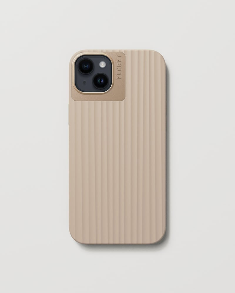 Nudient Bold – Backcover – für Apple iPhone 14 Plus, Recycelbarer Kunststoff, Leinen Beige