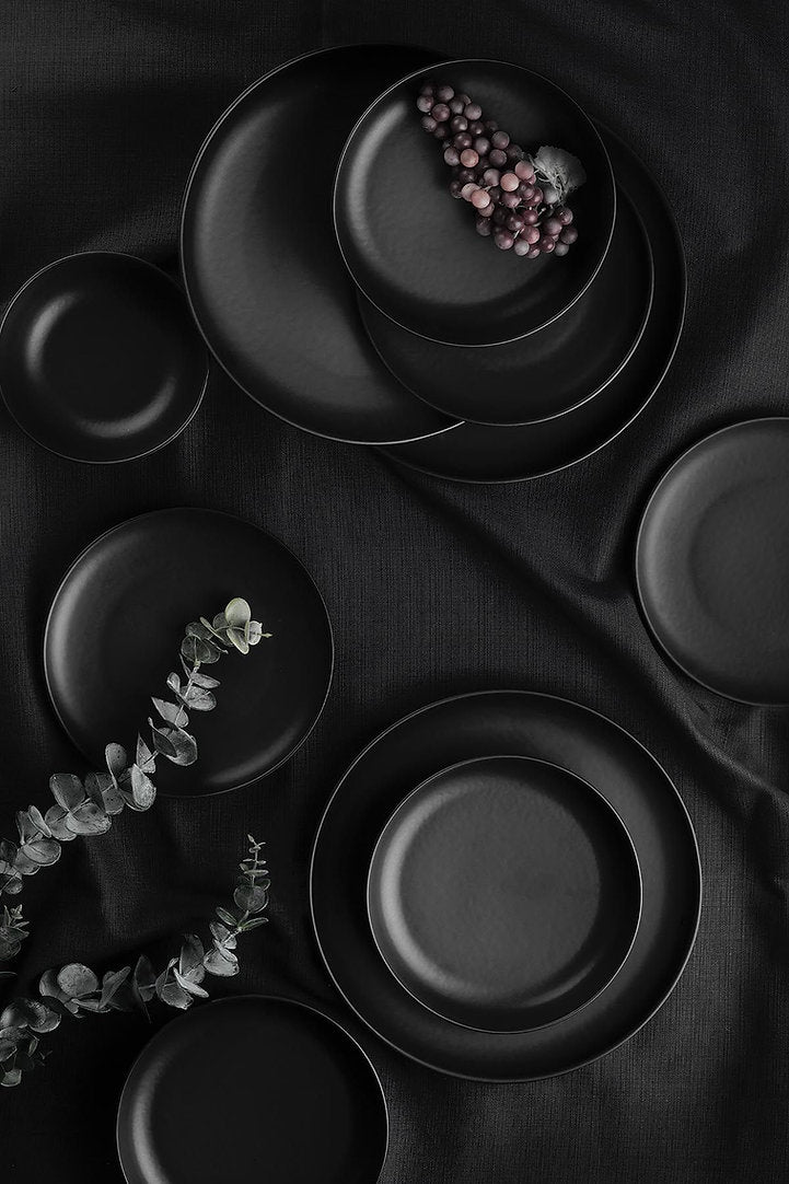 Hermia Geschirrset 710KTP3369 – Set 24-teilig, Speiseteller Ø 27 cm, Porzellan, Schwarz, spülmaschinenfest
