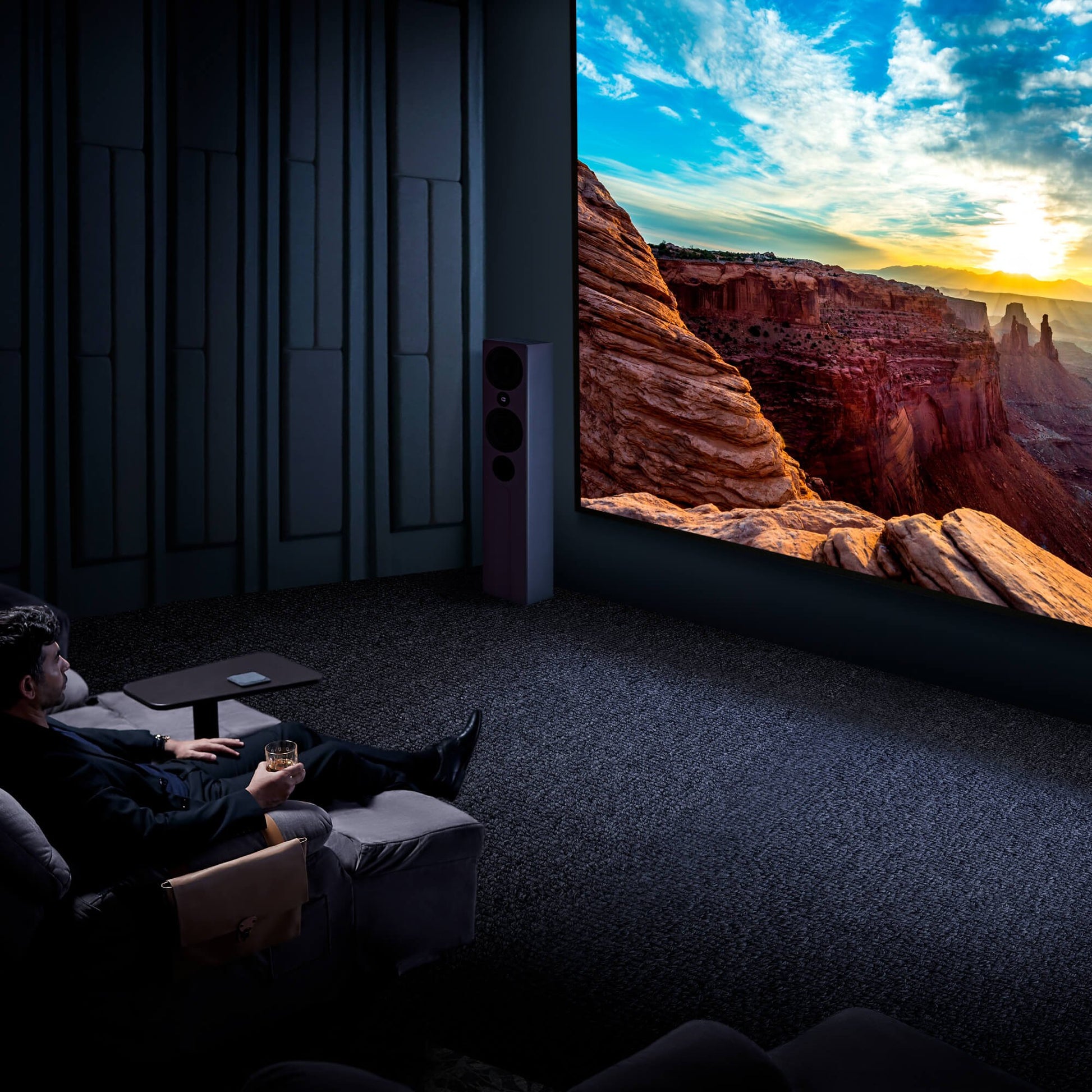 BenQ W5850 – Standard DLP Laser, 4K UHD, 2600 ANSI Lumen