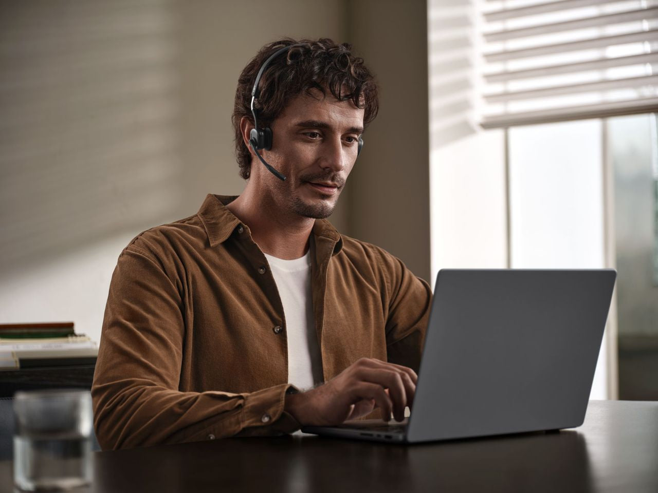 SHOKZ OPENMEET UC – Headset – USB-C – Noise-Cancelling-Mikrofon – für Unified Communications