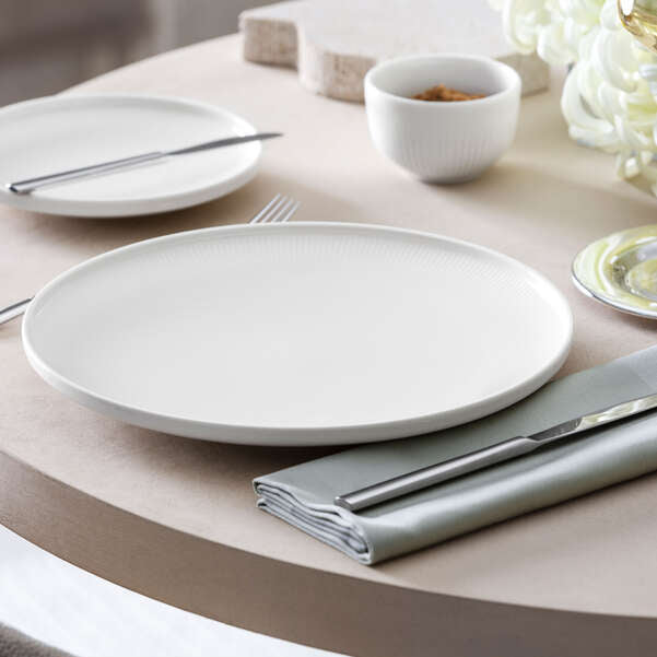 Villeroy & Boch Afina Speiseteller – Porzellan, weiss, Ø 27,2 cm, mikrowellengeeignet, spülmaschinenbeständig