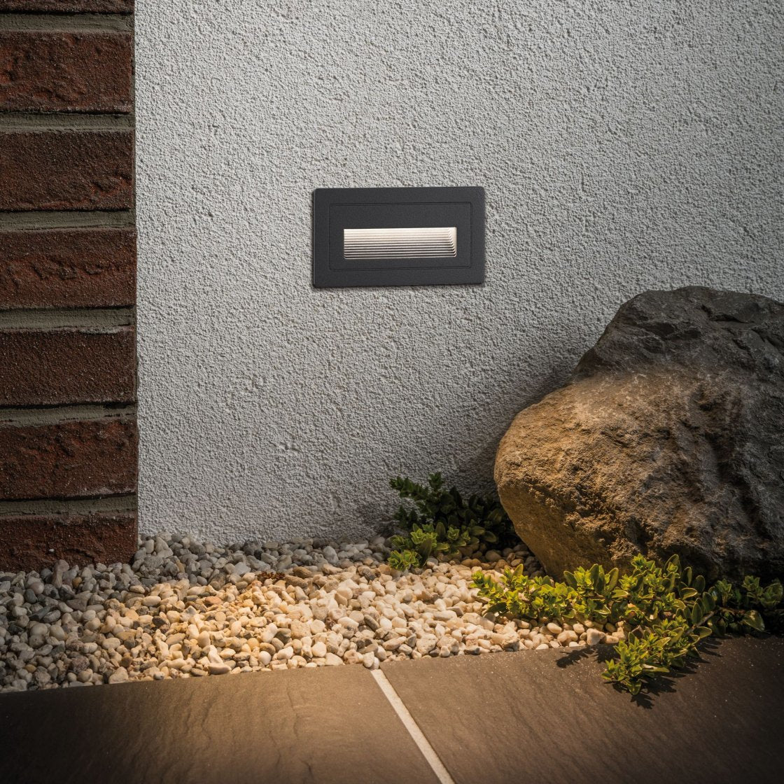 Paulmann Aussenwandleuchte – 500 lm, 4 W – Warmweiss, 3000 K – IP44 – Netzbetrieb – Schwarz – Aluminium