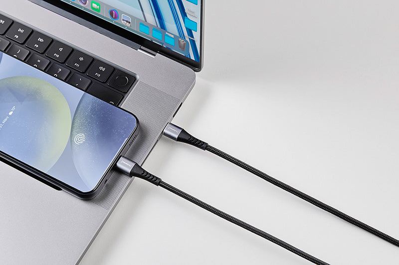 Intenso USB-C auf USB-C Kabel – USB 2.0 (480 Mbit/s) – 1,5 m – PD 60 W – Nylonmantel – Schwarz