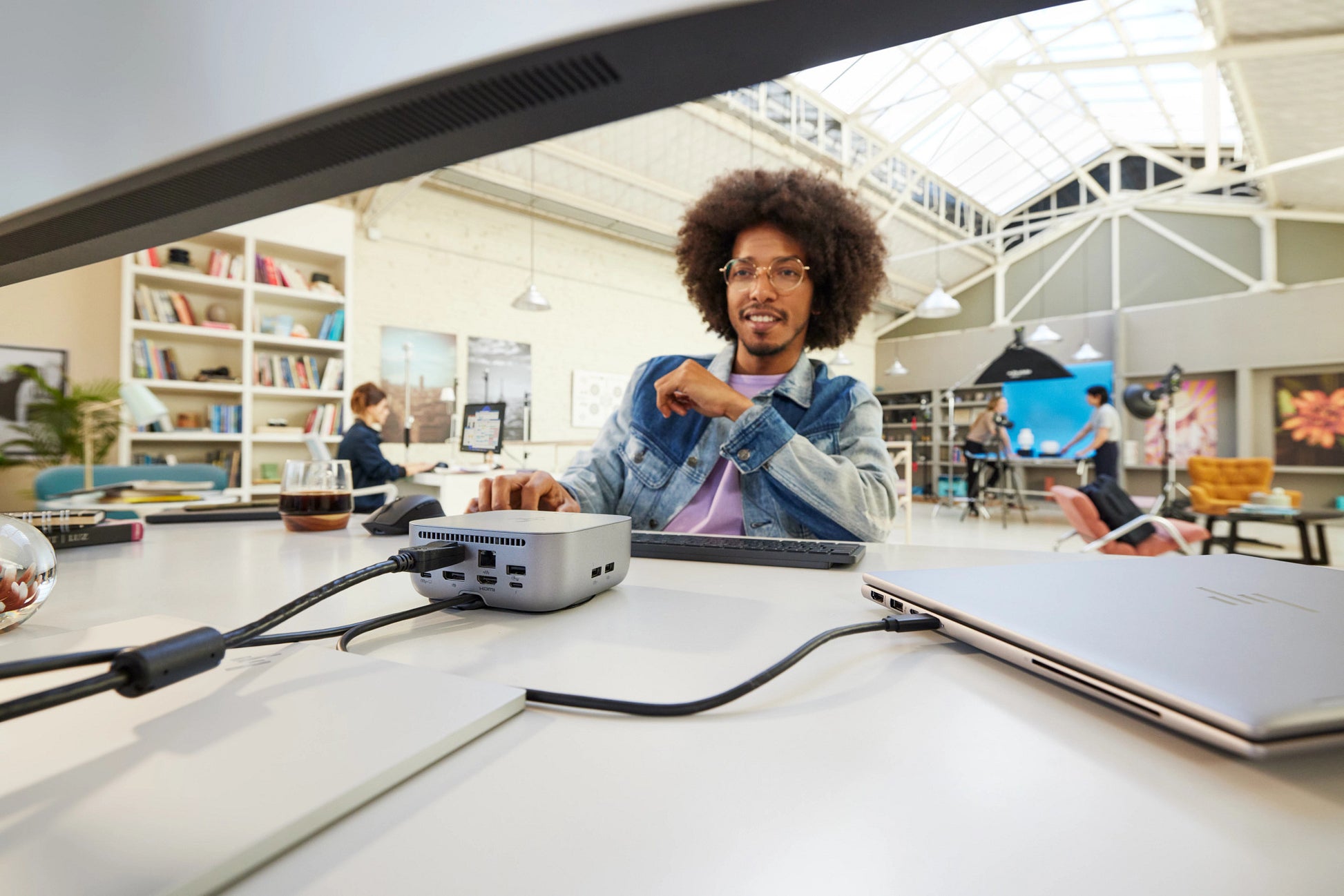 HP Ultra G6 Dockingstation – TB4, 2× DP, 1× HDMI, 5× USB-A/3× USB-C, 180 W PD, 2,5GbE, für Windows/Mac