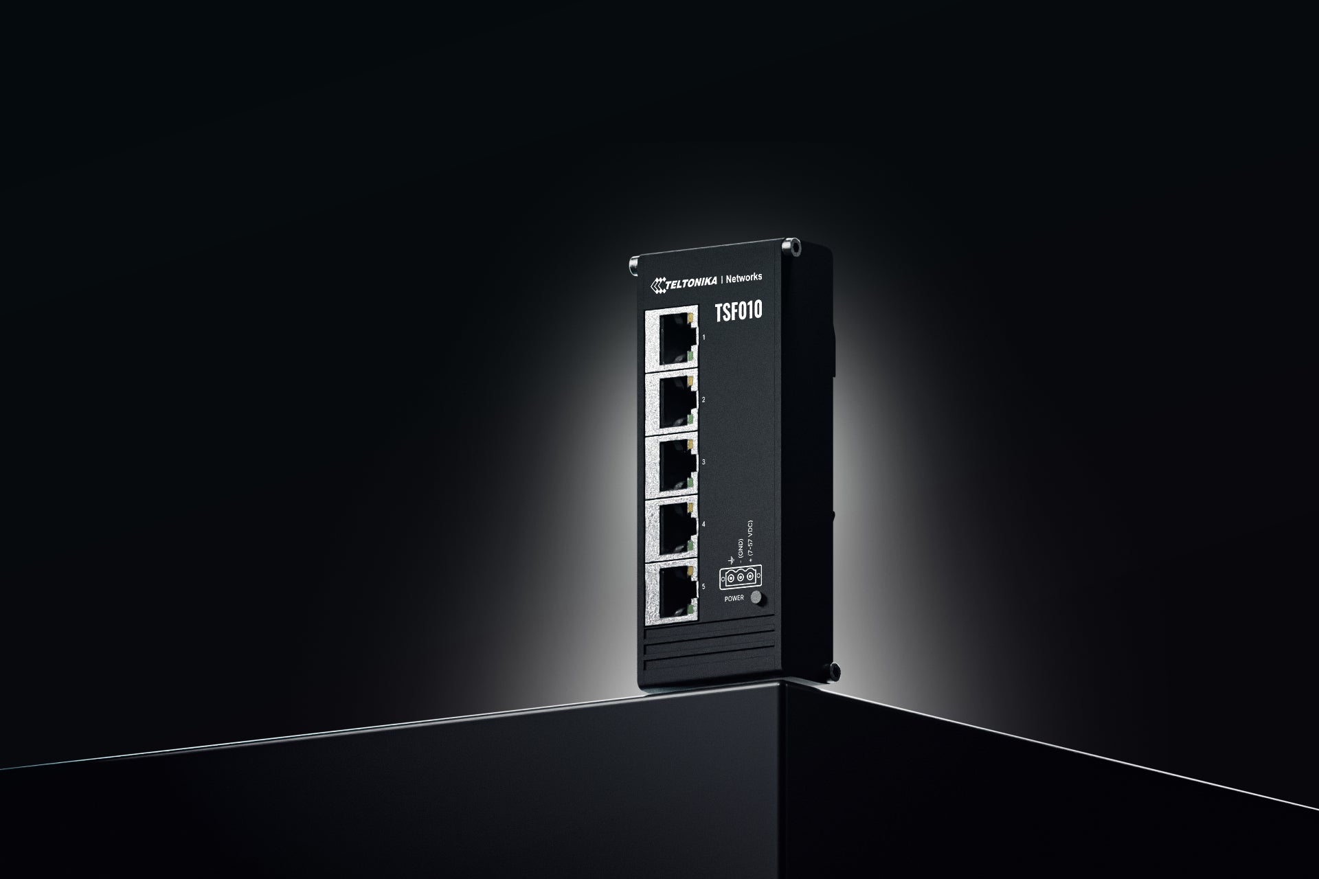 Teltonika TSF010 – Unmanaged Switch – 5× 10/100, DIN-Schiene
