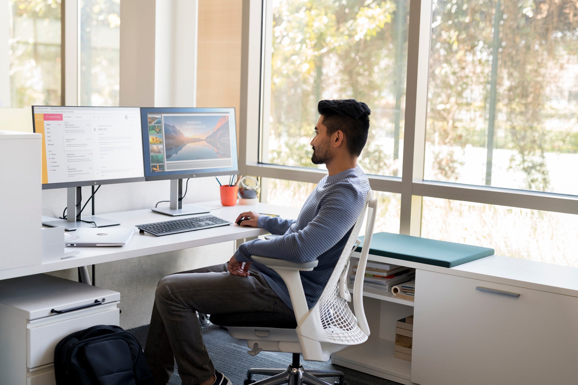 HP E24 G4 – Monitor, 23,8" 1920 × 1080 (Full HD), IPS, 60 Hz, 250 cd/m², VESA 100 × 100, Schwarz