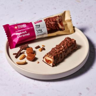 Maxi Nutrition Creamy Core Protein-Riegel – Erdnuss & Karamell, Protein – 12 × 45 g