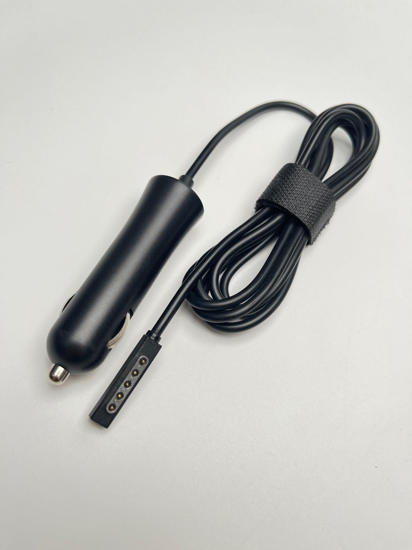 CoreParts MSPT2000C Auto-Ladegerät 43 W – für Microsoft Surface Pro 1/2/RT 10,6" – schwarz