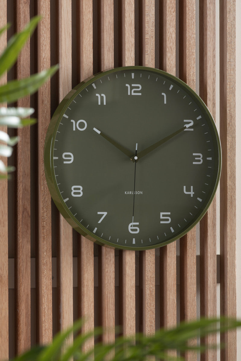 Karlsson Wanduhr Orgullo – Grün, Aluminium