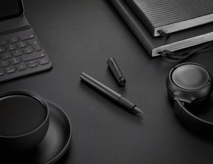Parker Ingenuity Mattschwarz – Federbreite F – Schwarz, Blau – Patronen