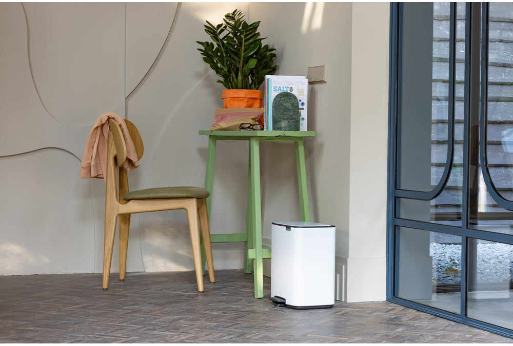 Brabantia Papierkorb Bo – 12 l – Stahl, weiss – B × H × T 292 × 369 × 263 mm