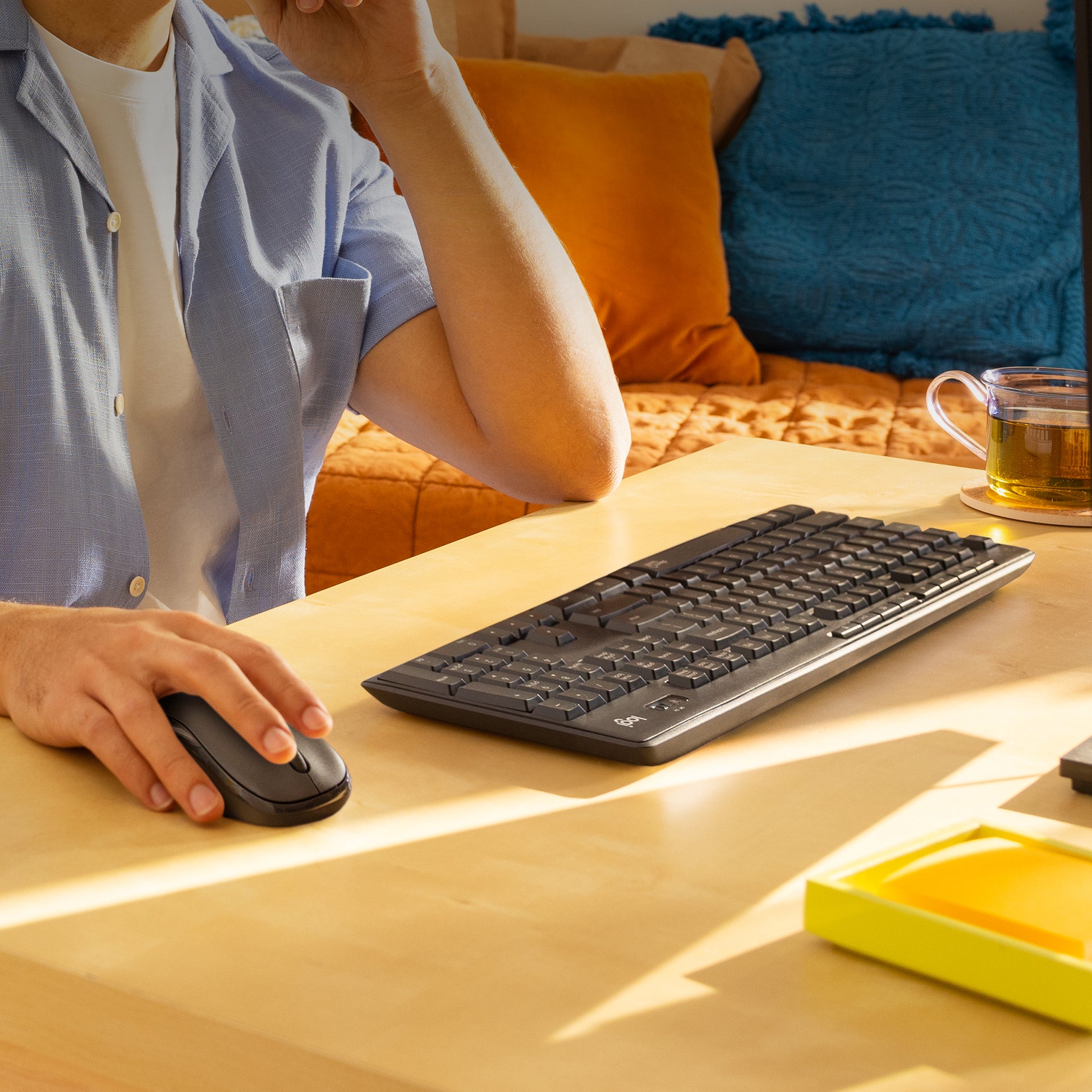Logitech MK295 – Tastatur, kabellos, CH-Layout (DE-CH), Grau