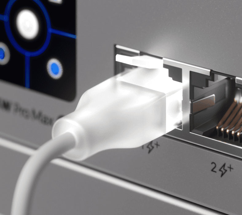 Ubiquiti Patchkabel – Cat6, 2,5G, 5 m, Durchscheinend, Weiss, RJ-45–RJ-45