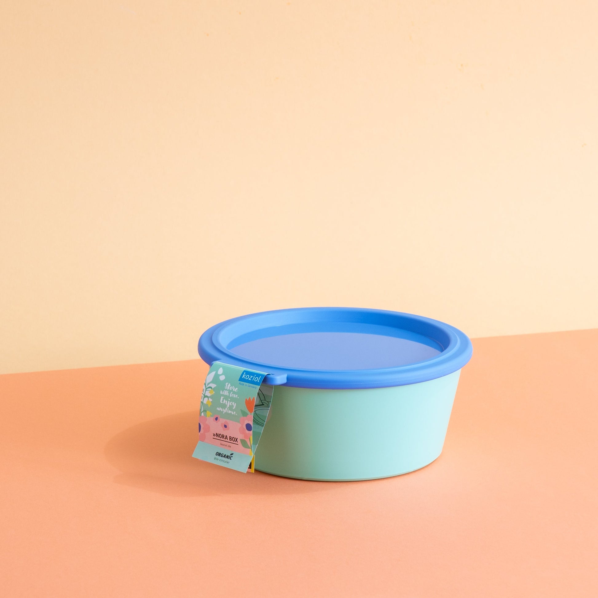 koziol Schüssel Nora – 1,3 l, Ø 18,8 cm, Kunststoff (biozirkulär), mit Deckel, spülmaschinenfest