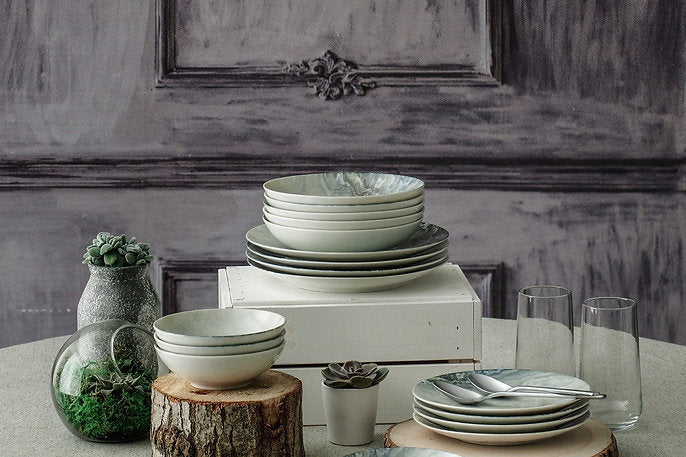 Hermia Geschirrset – 24-teiliges Set, Porzellan, Mehrfarbig