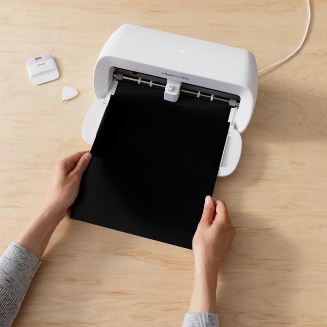 Cricut Matte Vinylfolie – Schwarz, Weiss und Rot – 24,1 × 30,5 cm – für JOY Xtra Schneideplotter