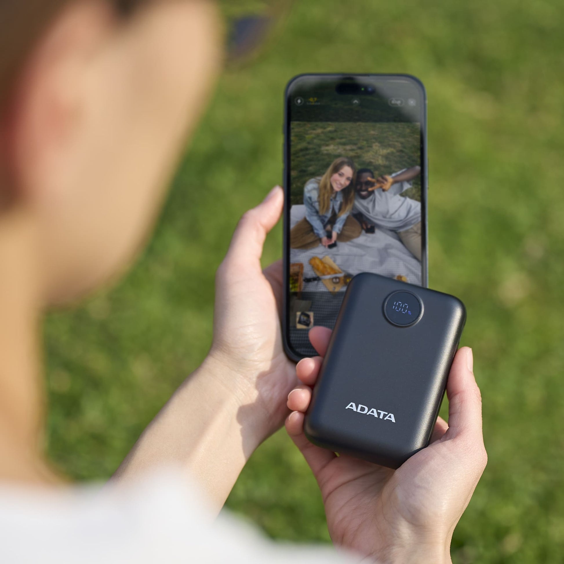ADATA Powerbank – 10'000 mAh, Hellblau