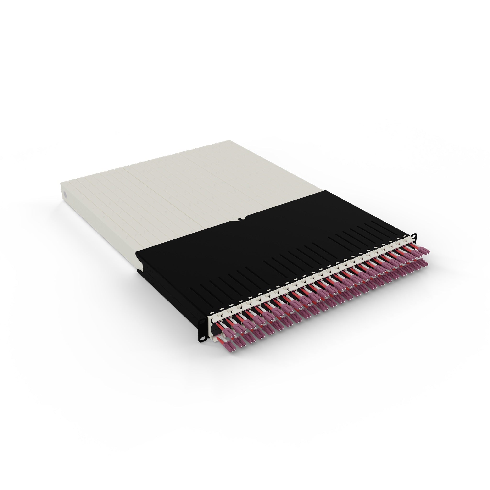 patchbox.one 30RU Patchpanel LWL – 24× LC‑LC OM4, 1,8 m, LSZH, 19"