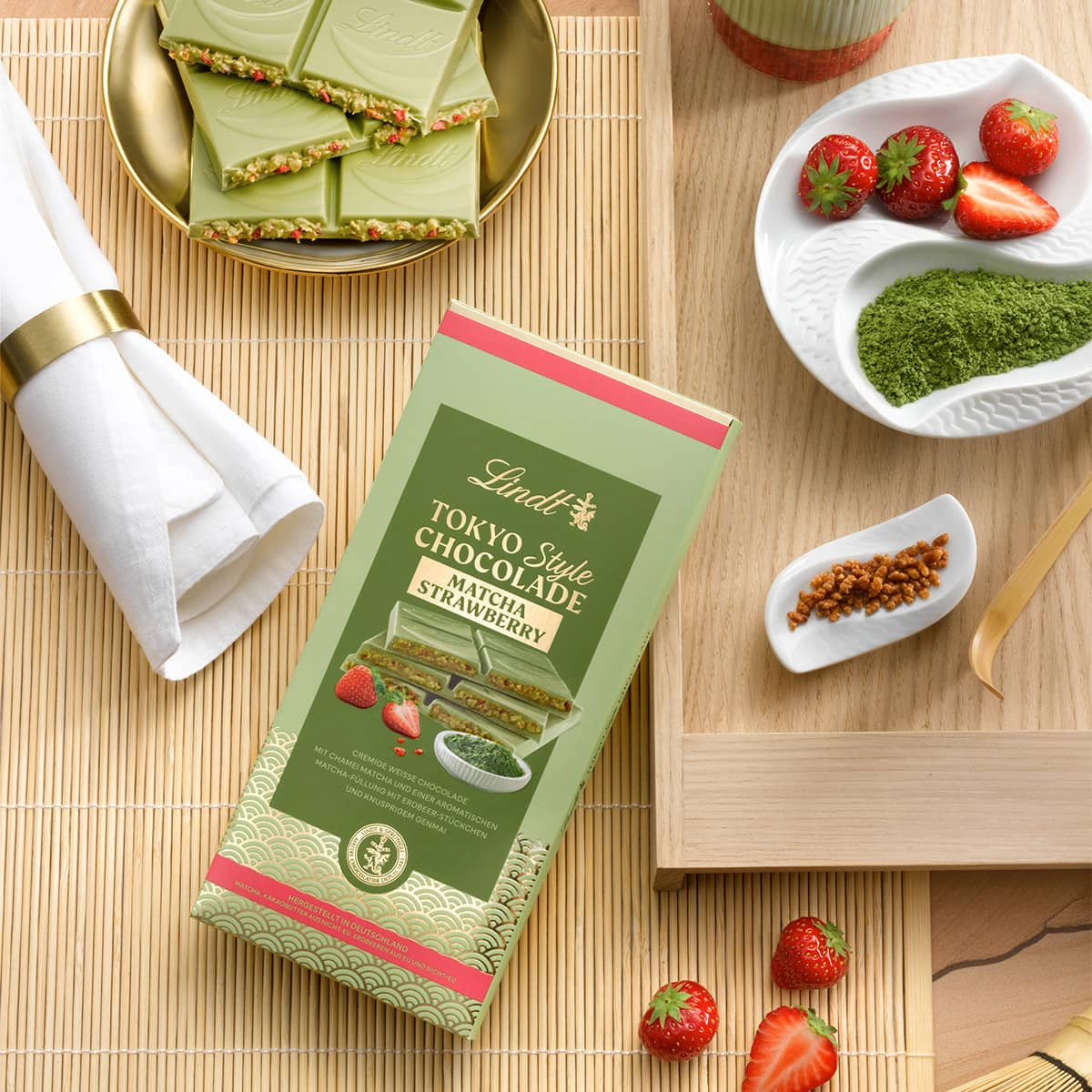 Lindt Tokyo Style Schokolade – Erdbeere & Matcha – 145 g