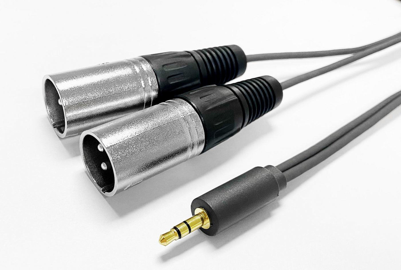 Vivolink 3,5-mm-auf-2×-XLR-Adapterkabel – 3,5-mm-Klinkenstecker zu 2× XLR (3-pol) Stecker – 5 m