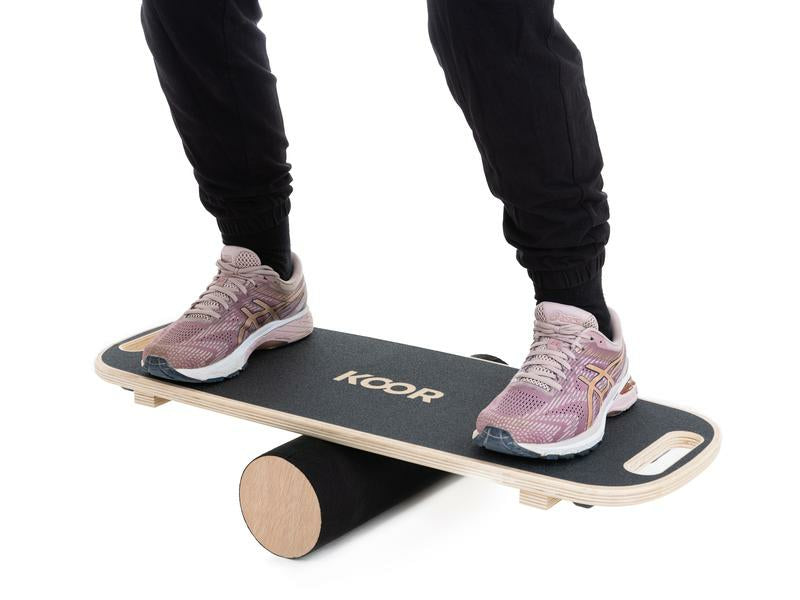 KOOR Balance Board mit Rolle – 73,5 × 28 cm – Holz – 110 kg max.