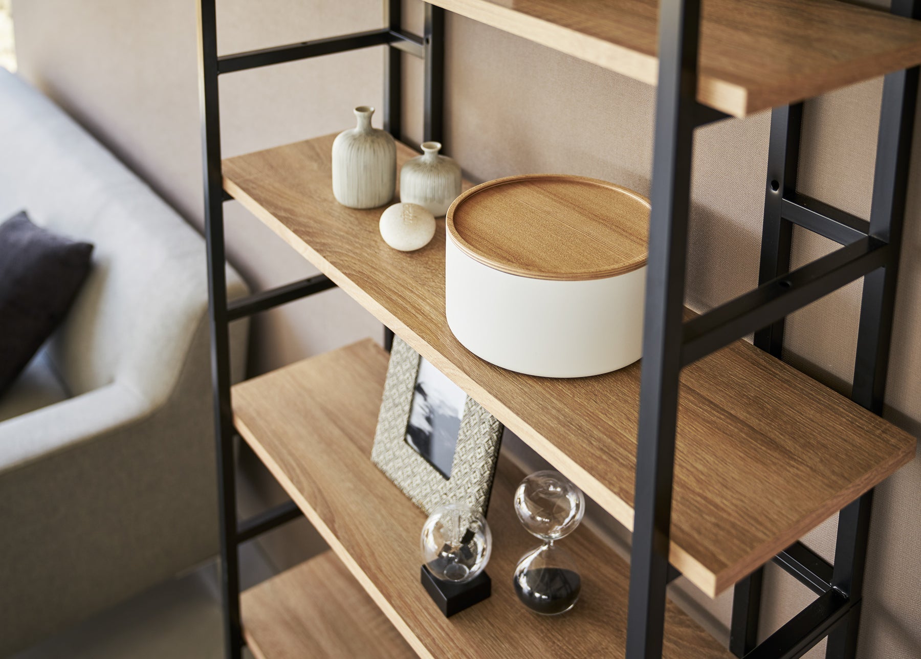 Yamazaki Aufbewahrungsbox (mit Deckel) – Sperrholz/Stahl – Weiss/Braun – Ø 220 × H 110 mm