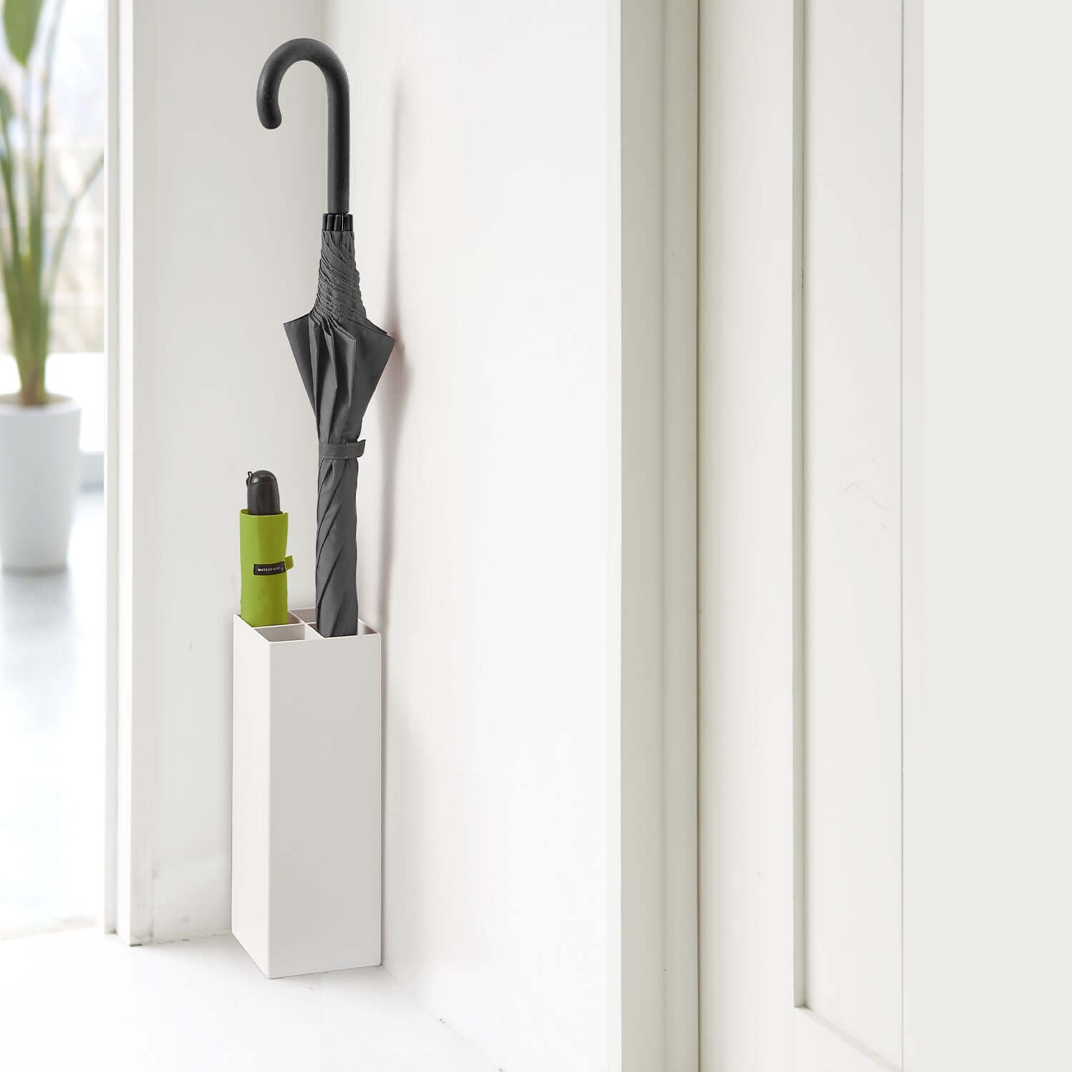 Yamazaki Schirmständer – Polypropylen, Stahl – Weiss – Ø 110 × H 300 mm