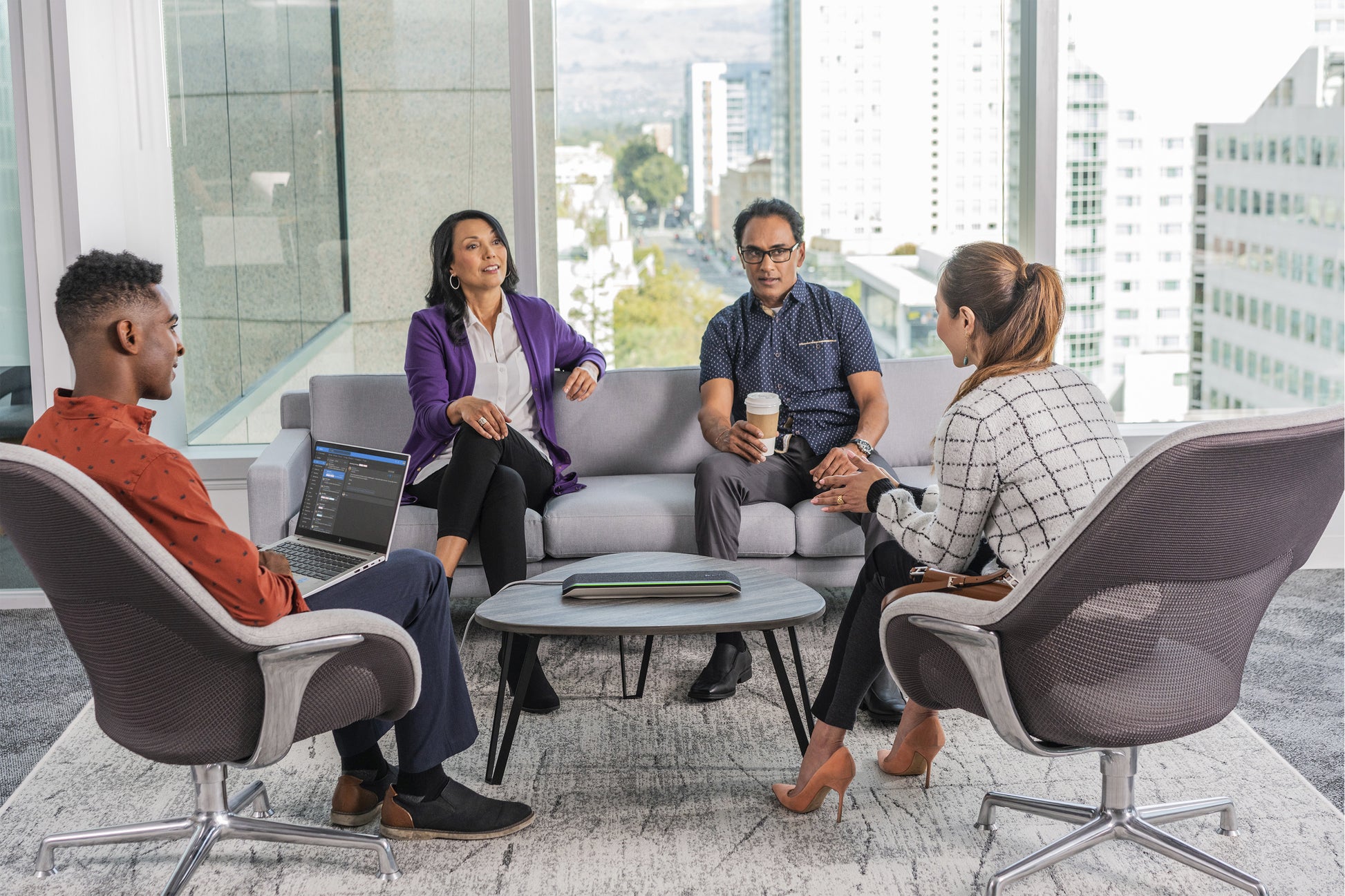 Poly Sync 60 Konferenzlautsprecher – USB/Bluetooth, USB-C, für Microsoft Teams
