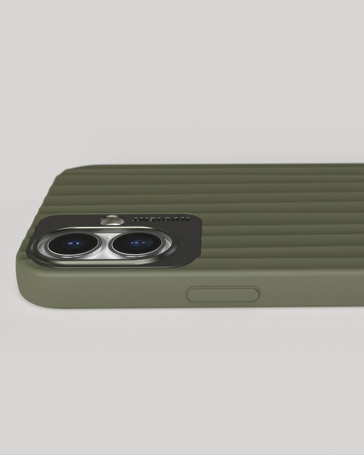Nudient – Backcover Bold – für Apple iPhone 16 Plus – Olive – MagSafe-kompatibel